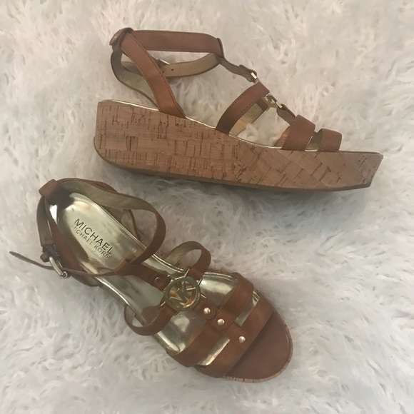 Michael Kors Leather Strappy Hyden Logo Sandals - Picture 1 of 6